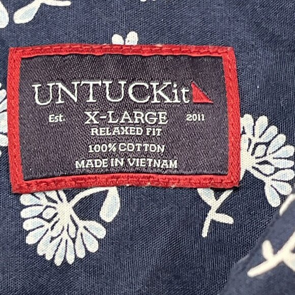 UNTUCKit Navy and White Casual Button Down Shirt - Picture 5 of 7